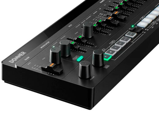 Donner-Essential-L1-synthesizer