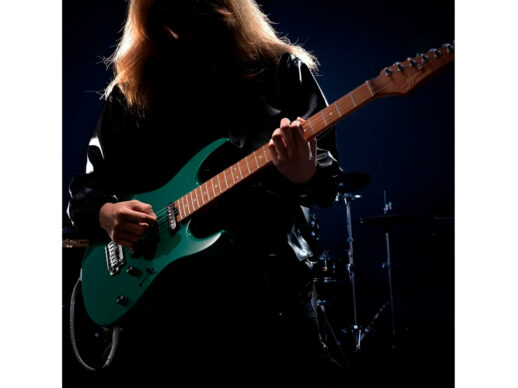 Donner-DST-700-el-guitar-grøn