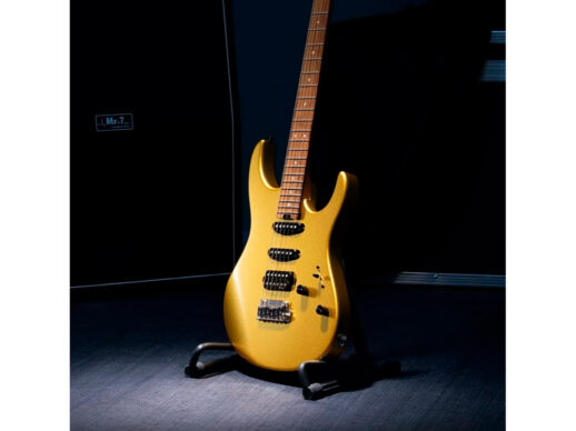 Donner-DST-700-el-guitar-guld